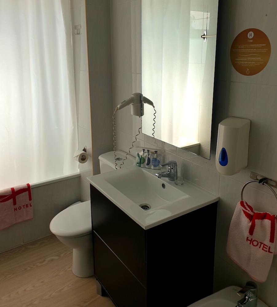 Hotel H Granollers Luaran gambar