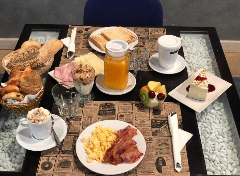 Hotel H Granollers Luaran gambar